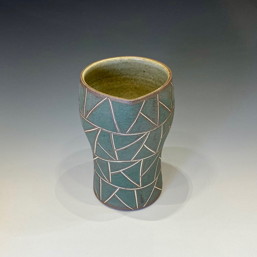 Tasse à bière carrée incrustée de ligne ronde en forme de fraise verte