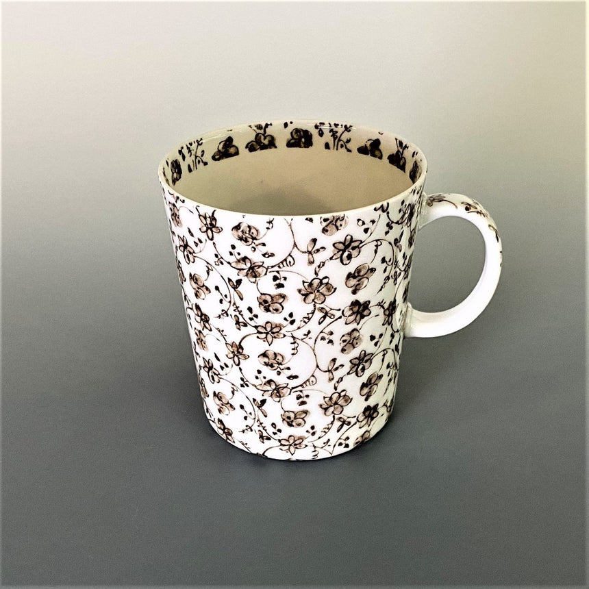 薄づくりマグカップ  なずな茶色