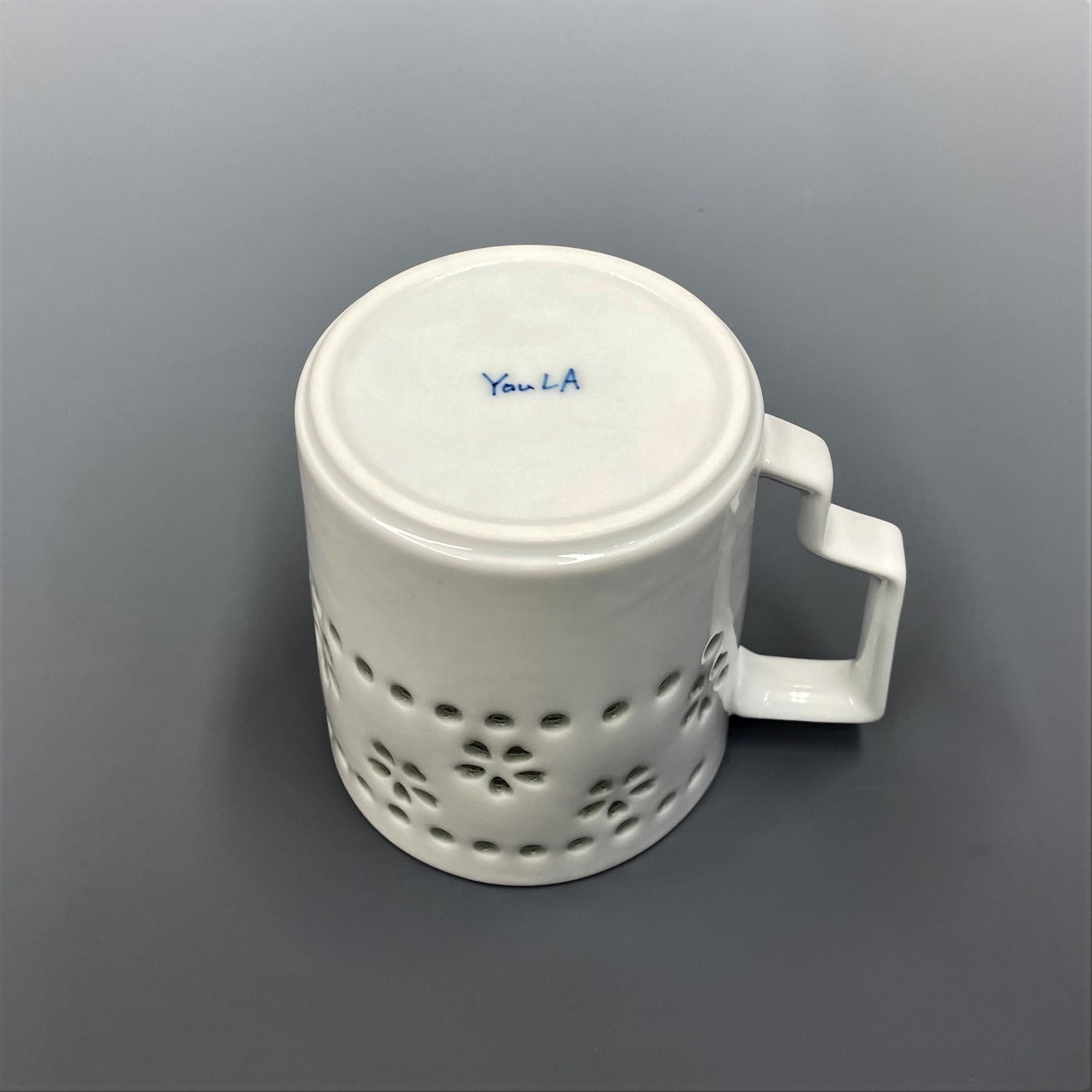 Tasse en forme de fleur en cristal