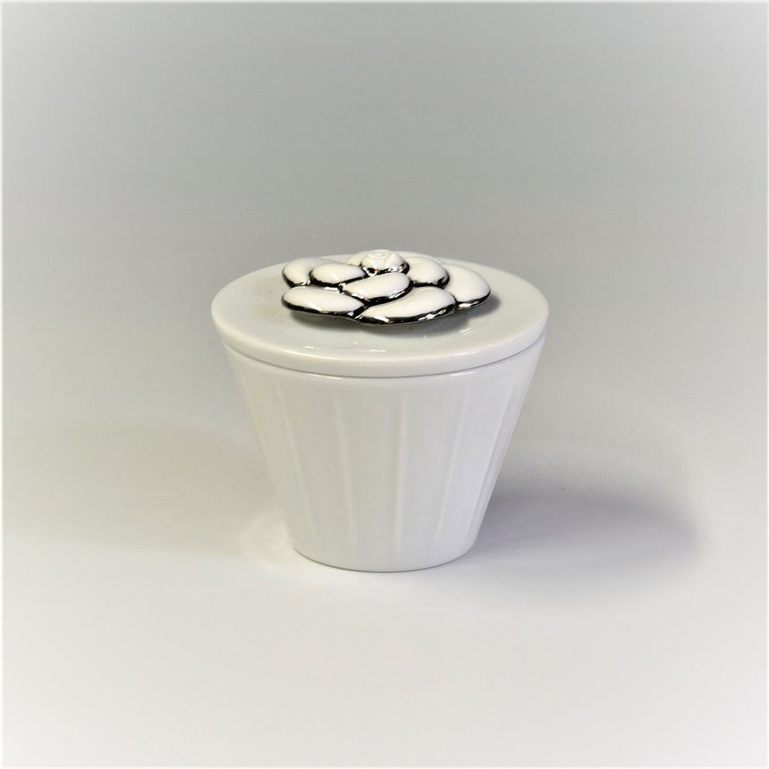 Camellia Cup (Platinum)