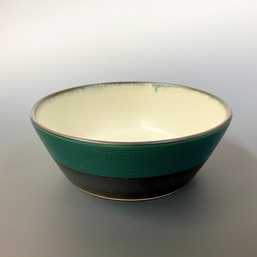 Green 4 inch flat bowl (inner white)