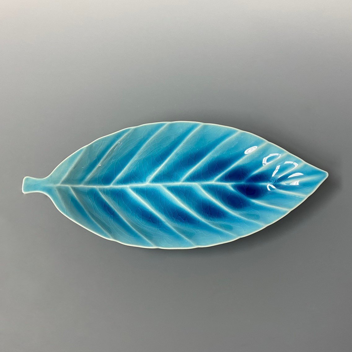 Leaf plate L blue